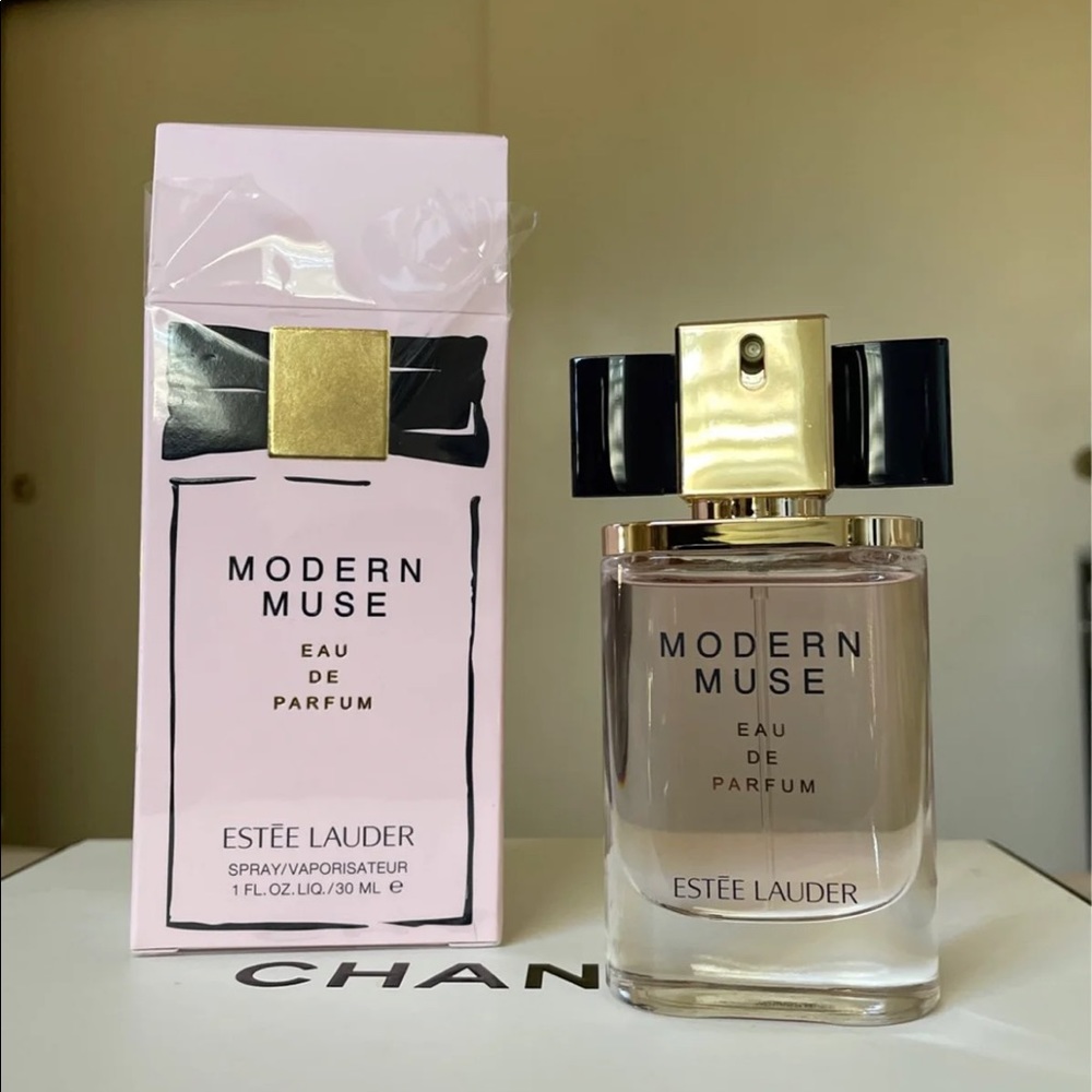 Estee Lauder Modern Muse